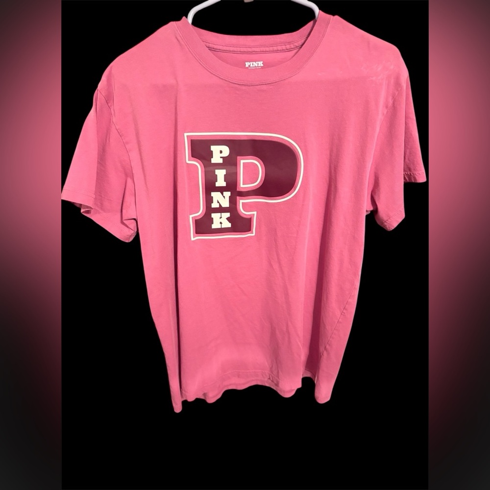 PINK Victoria's Secret Graphic Tee never worn xs